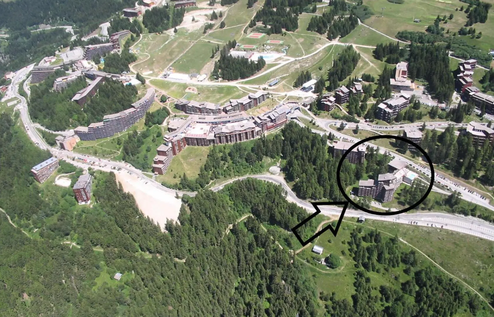 Apartment Residence Ruitor Arc 1800 - Appartement 2 Pieces 5 Personnes Avec Une Belle Vue Sur La Vallee, Proche Du Telecabine Dans Le Village De Charmettoger A Arc 18 Mae-1729 Les Arcs  France